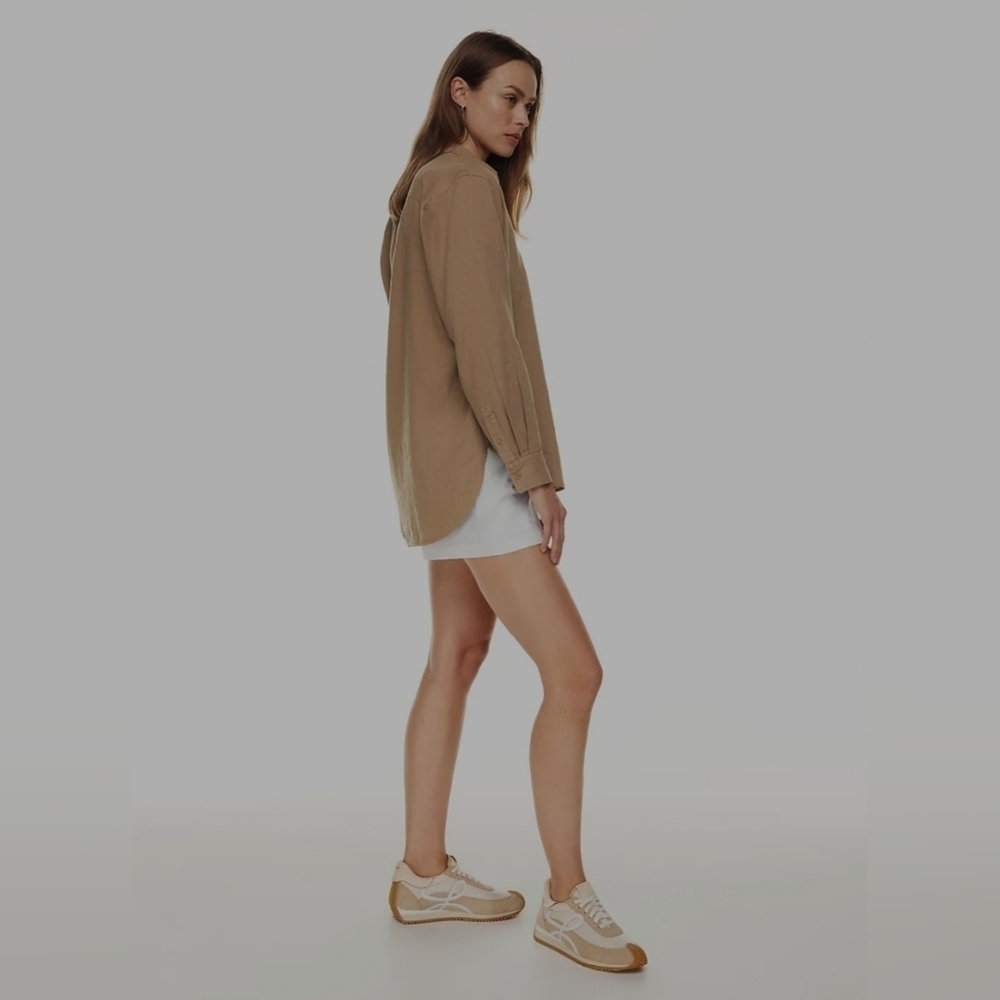 Aritzia The Group BABATON Button-down Shirt S - Picture 3 of 10